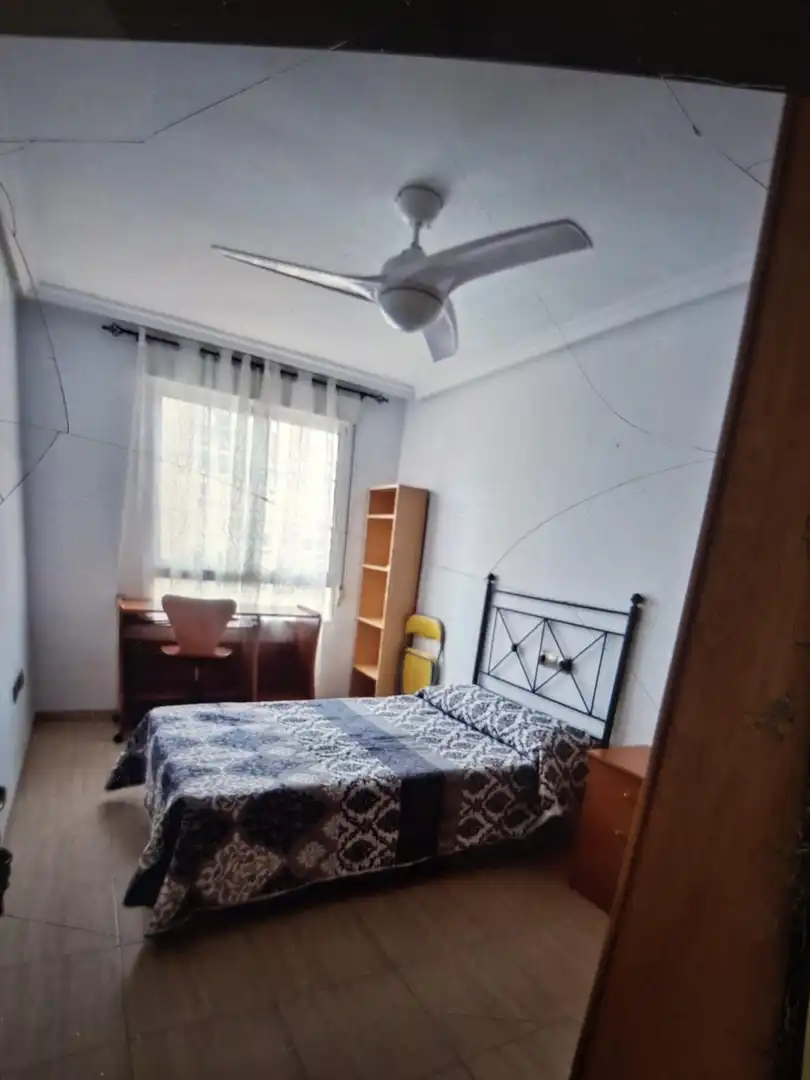 Habitación de Piso para compartir en Almería