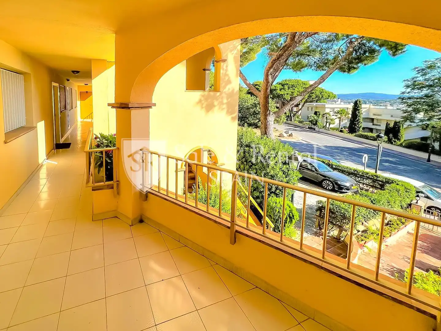 Außenansicht von Wohnung zum Verkauf in Sant Feliu de Guíxols mit Heizung, Privatgarten und Terrasse
