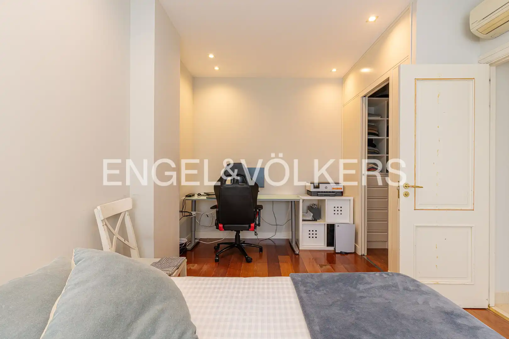 Casa o chalet en venta en Madrid con Aire acondicionado, Calefacción y Jardín privado