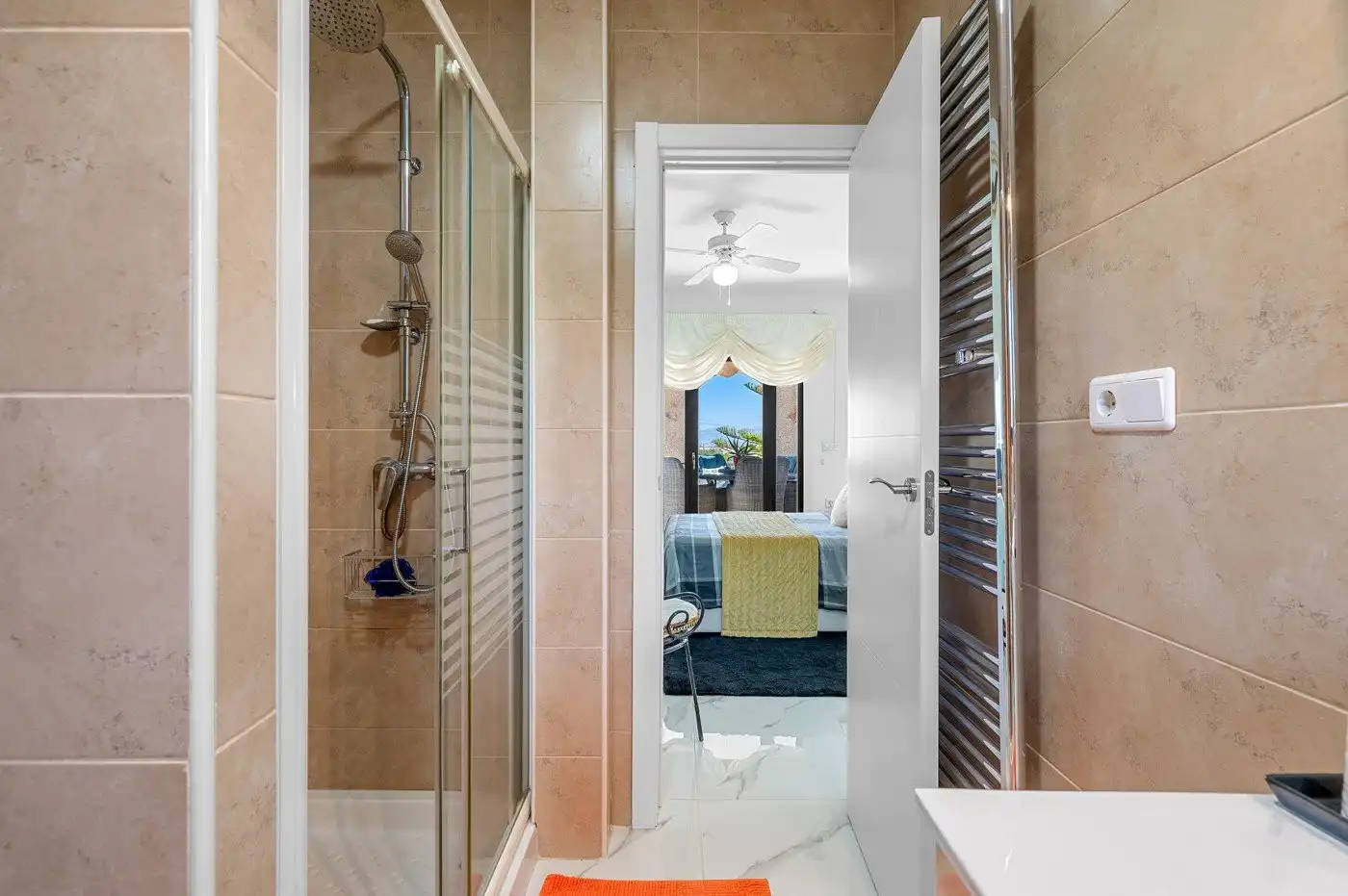 Baño de Casa o chalet en venta en Callosa de Segura con Calefacción, Jardín privado y Terraza