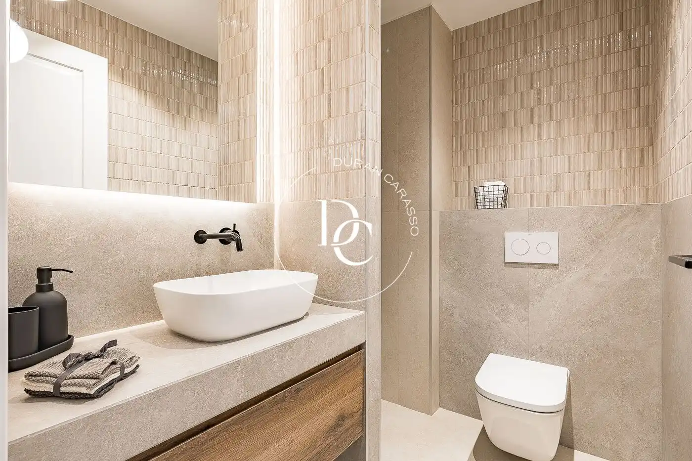 Penthouse with terrace for sale in Carrer del Rosselló, imagen 28