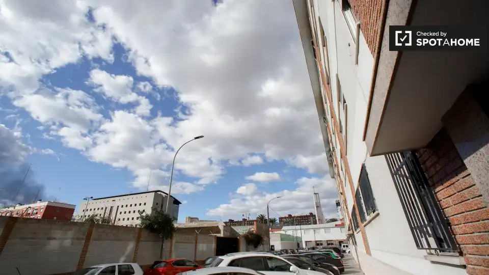Vista exterior de Piso de alquiler en Valencia con Aire acondicionado, Calefacción y Amueblado
