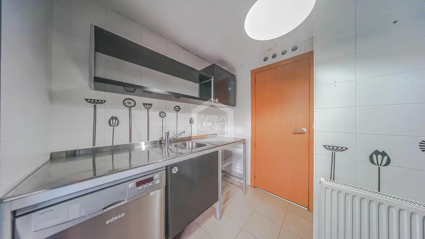 Cocina de Planta baja en venta en Alcorcón con Calefacción y Trastero