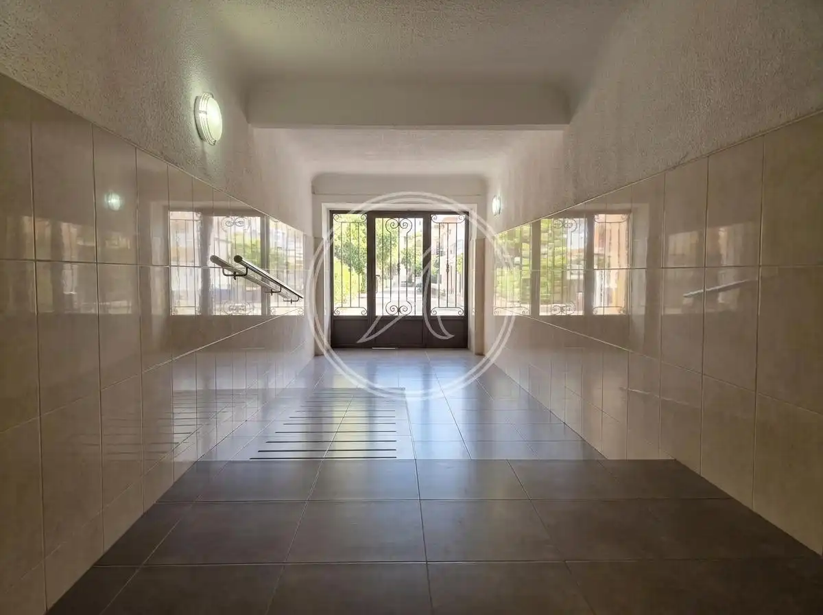 Wohnung zum Verkauf in Alicante / Alacant mit Möbliert