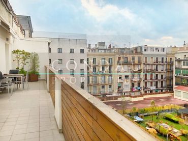 Piso con ascensor en venta en Eixample