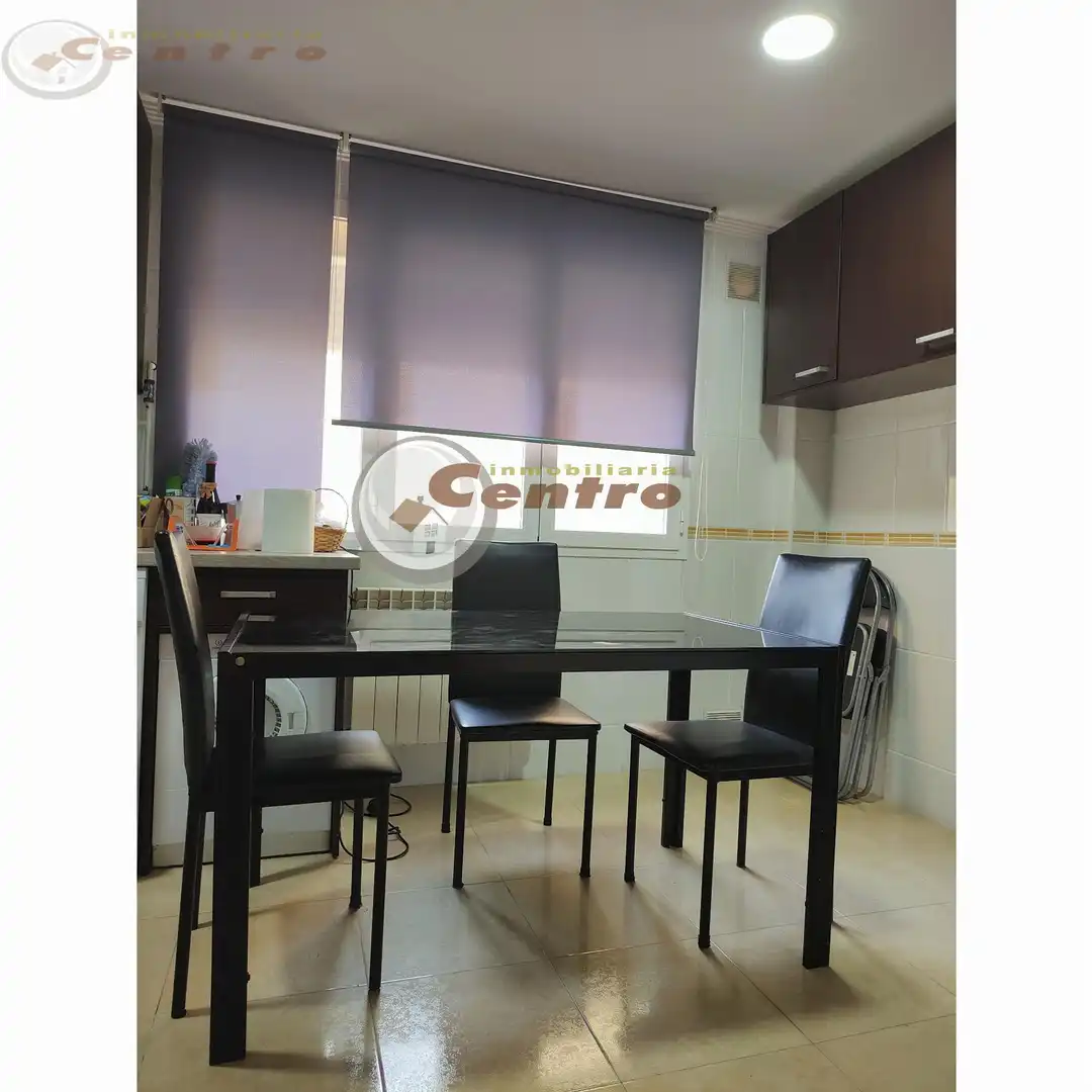 Comedor de Piso en venta en Albacete con Calefacción y Balcón
