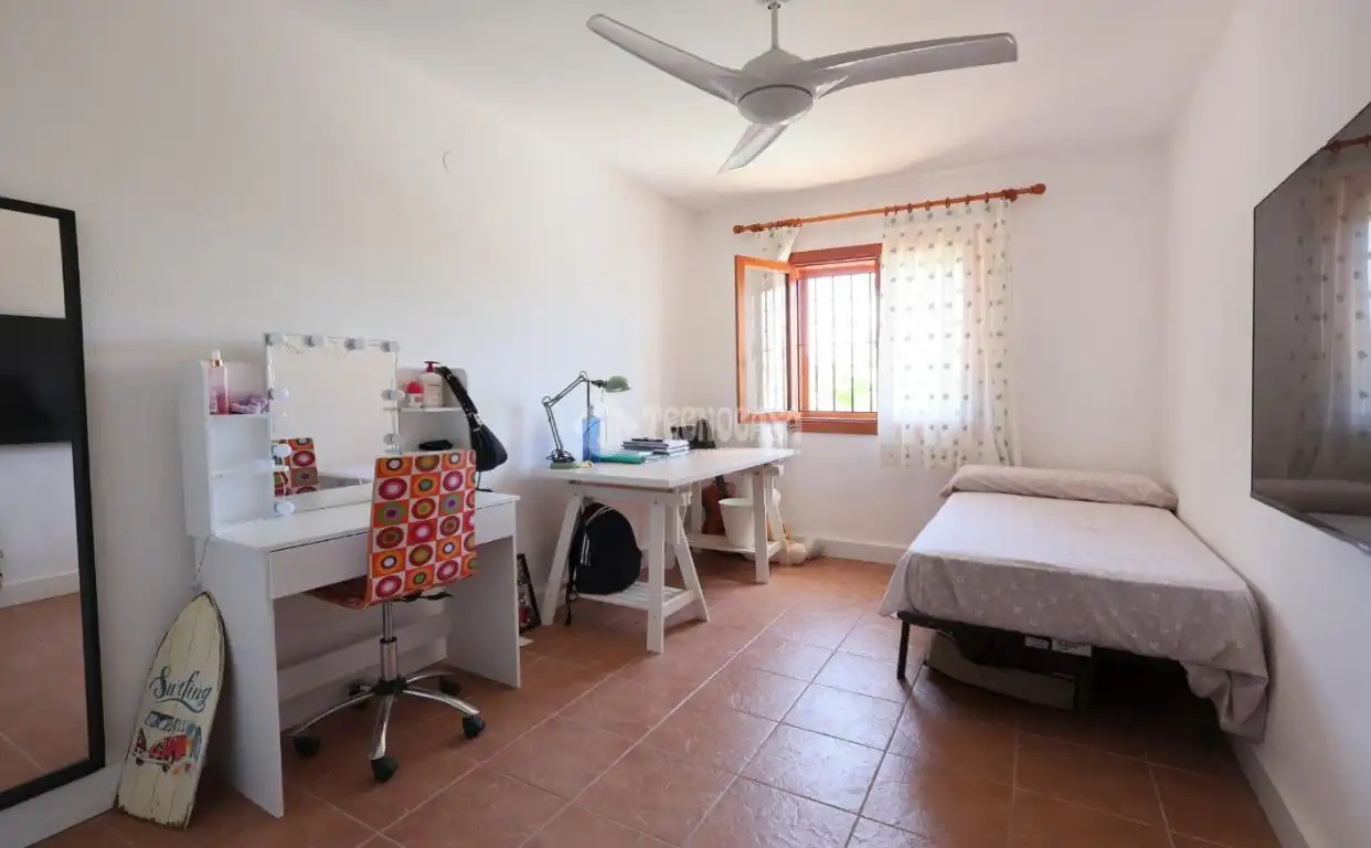 Habitación de Casa adosada en venta en Sagunto / Sagunt con Aire acondicionado, Calefacción y Terraza