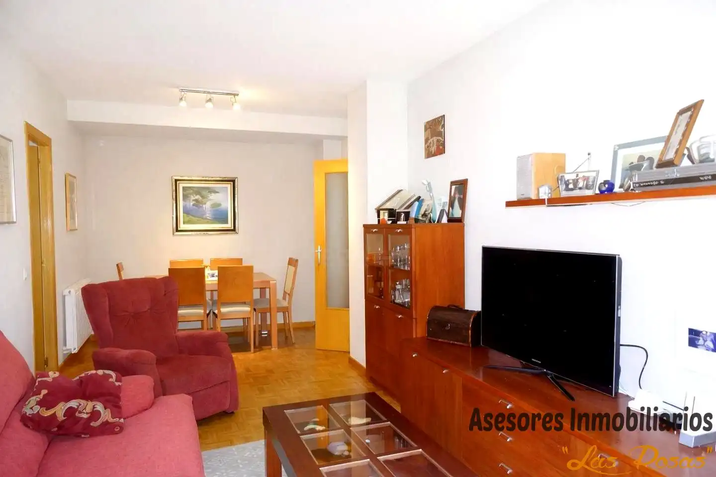 Living room of Flat for sale in  Madrid Capital  with Air Conditioner, Heating and Parquet flooring