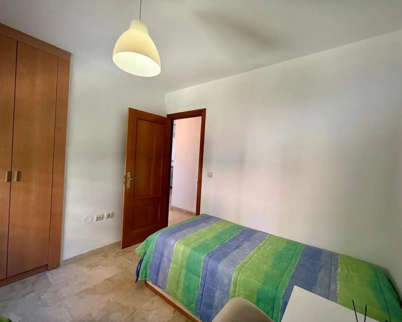 Habitación de Piso en venta en Benalmádena con Aire acondicionado, Jardín privado y Terraza