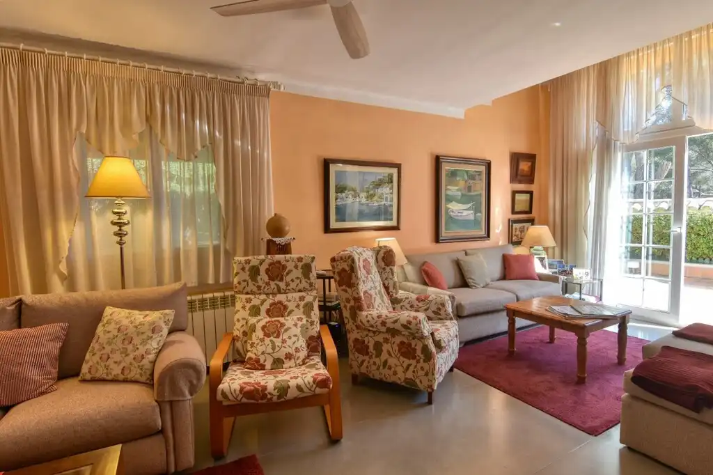 Living room of Detached homes for sale in Calvià  with Air Conditioner, Heating and Private garden