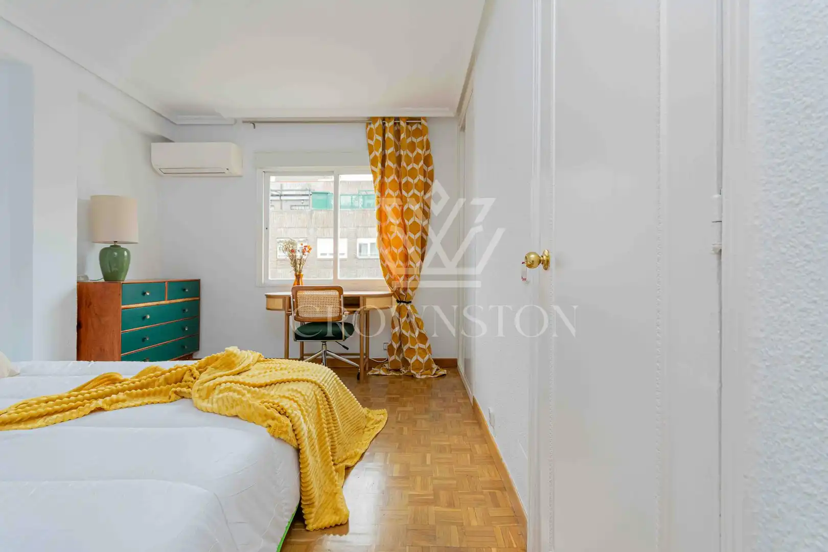 Habitación de Piso para compartir en Madrid con Aire acondicionado, Calefacción y Amueblado
