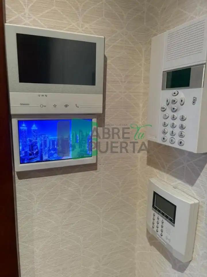 Ático con ascensor en venta en Casco Viejo, imagen 7