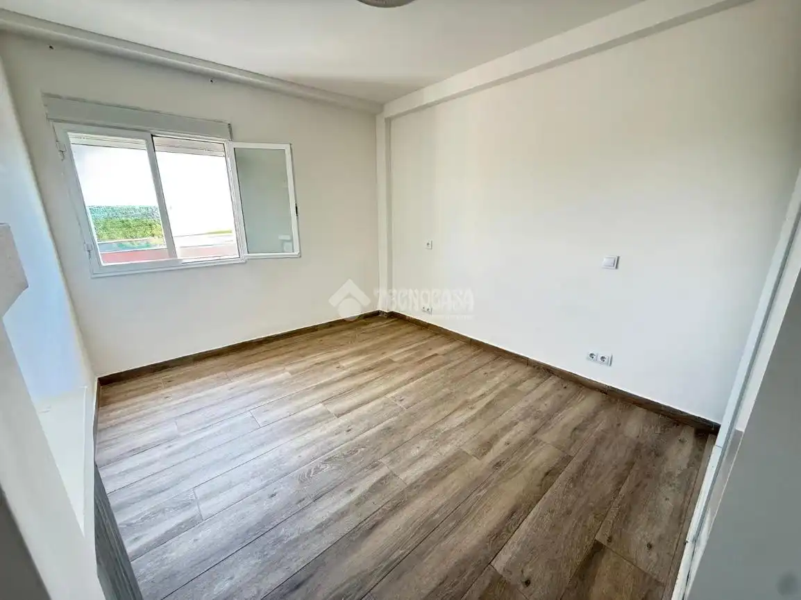 Habitación de Piso de alquiler en Alcorcón con Parquet