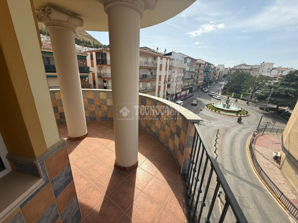 Vista exterior de Pis en venda en Martos