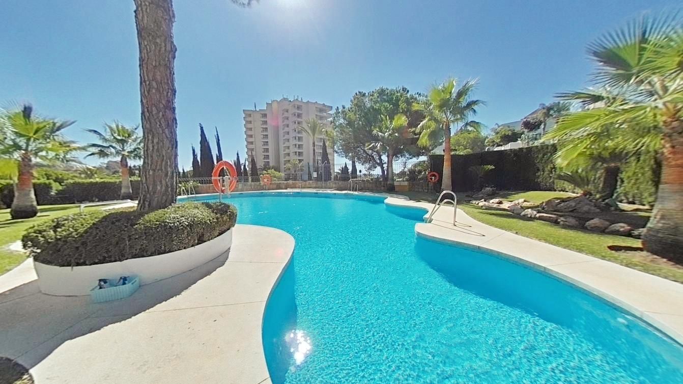 Swimming pool of Flat for sale in Marbella  with Heating, Private garden and Terrace