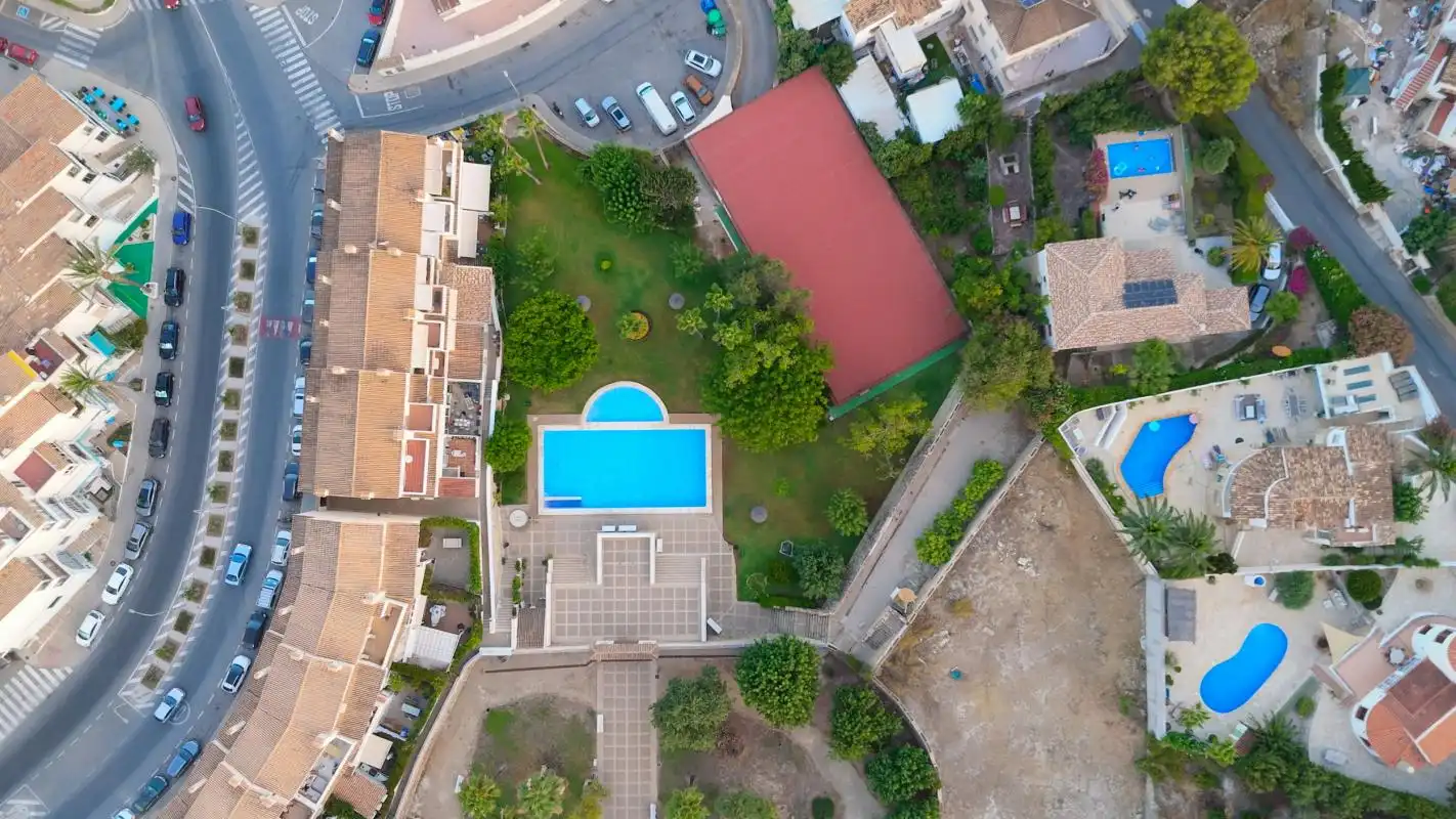 Piscina de Dúplex en venta en Altea con Aire acondicionado, Calefacción y Jardín privado