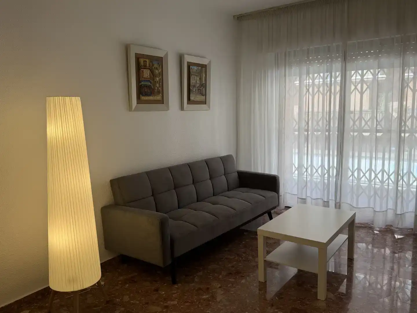 Sala d'estar de Pis de lloguer en  Murcia Capital amb Balcó