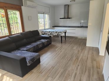Casa con jardín en alquiler en Riells i Viabrea