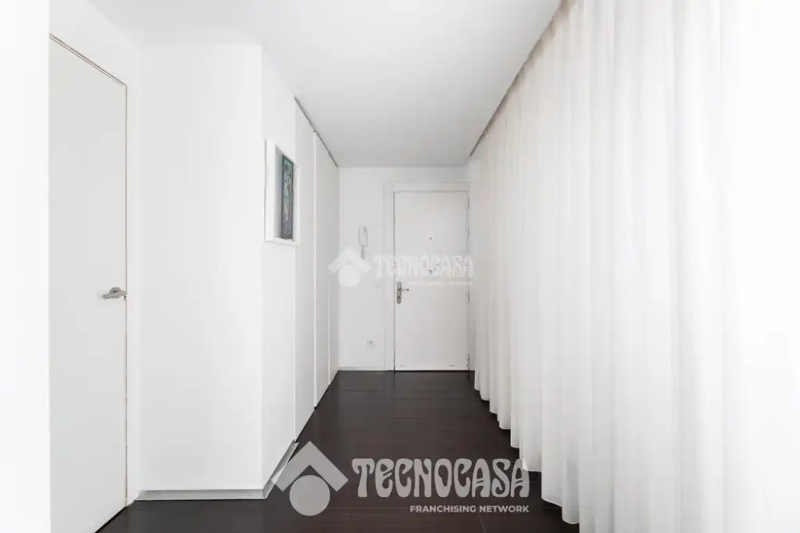 Flat for sale in Las Rozas de Madrid  with Storage room and Community pool
