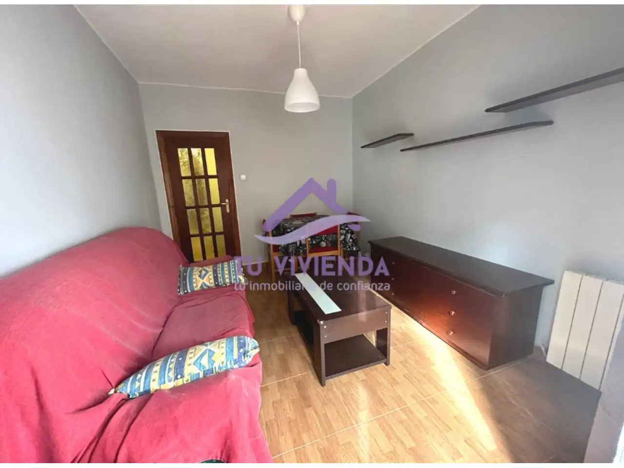Living room of Flat for sale in Valladolid Capital  with Heating, Parquet flooring and Furnished
