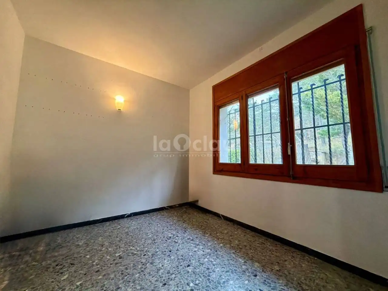 Dormitori de Casa o xalet en venda en Tavèrnoles amb Jardí privat i Terrassa