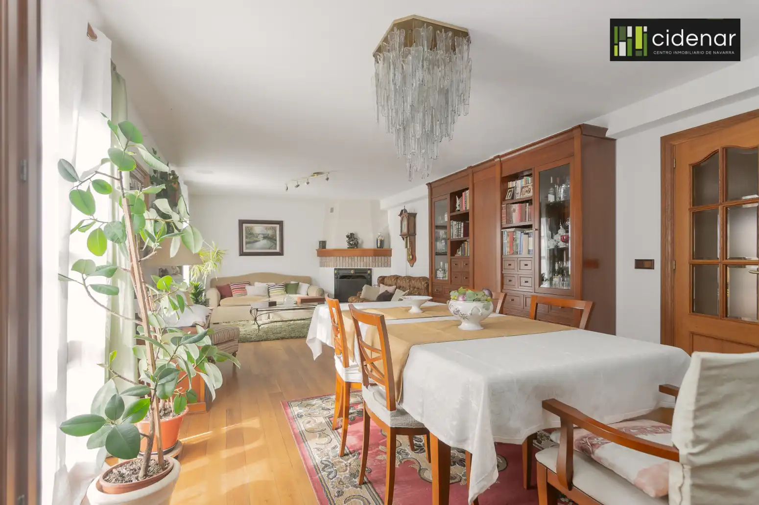 Comedor de Casa adosada en venta en Valle de Yerri / Deierri con Calefacción, Jardín privado y Parquet