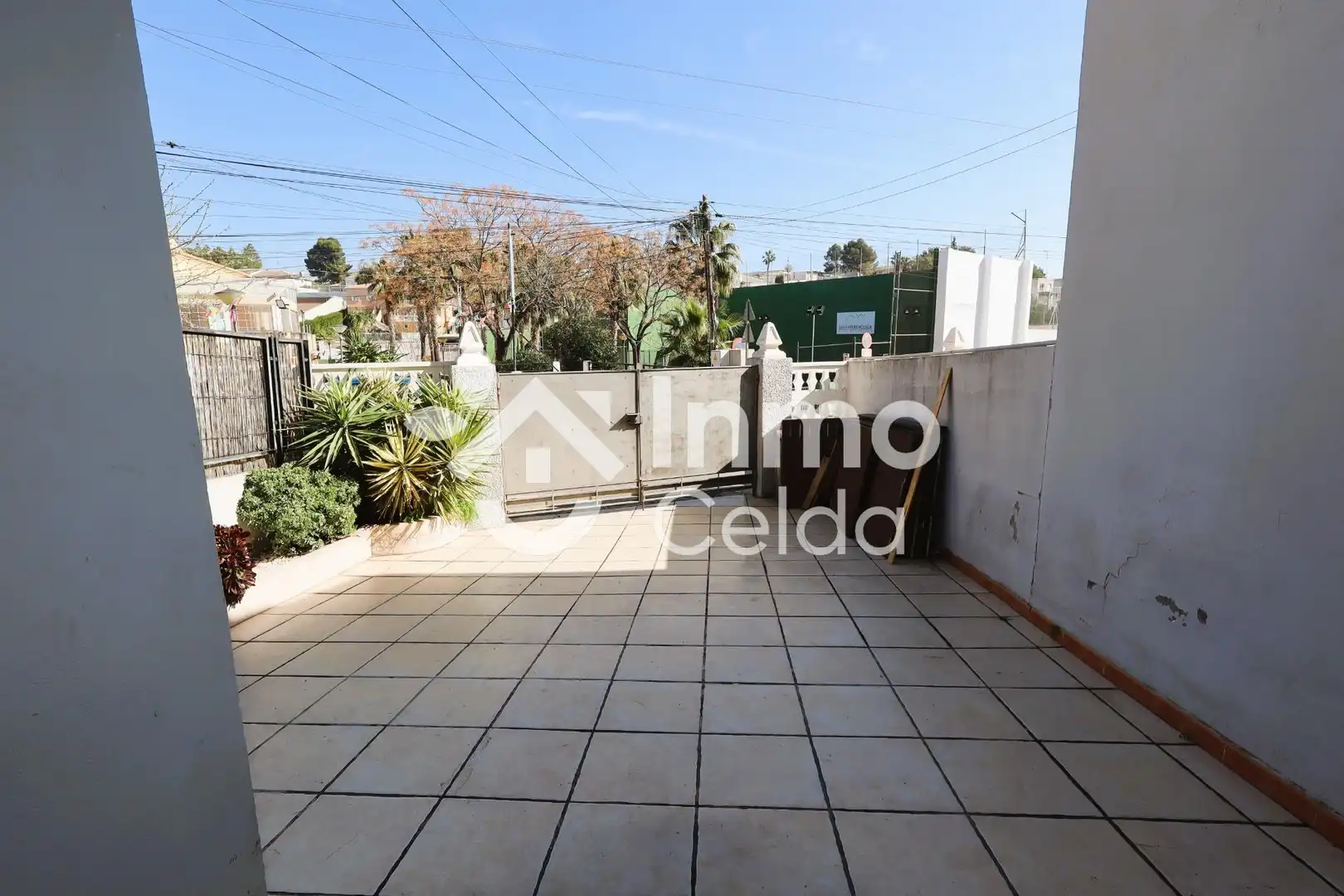 Terraza de Casa adosada en venta en Chiva con Aire acondicionado, Calefacción y Jardín privado