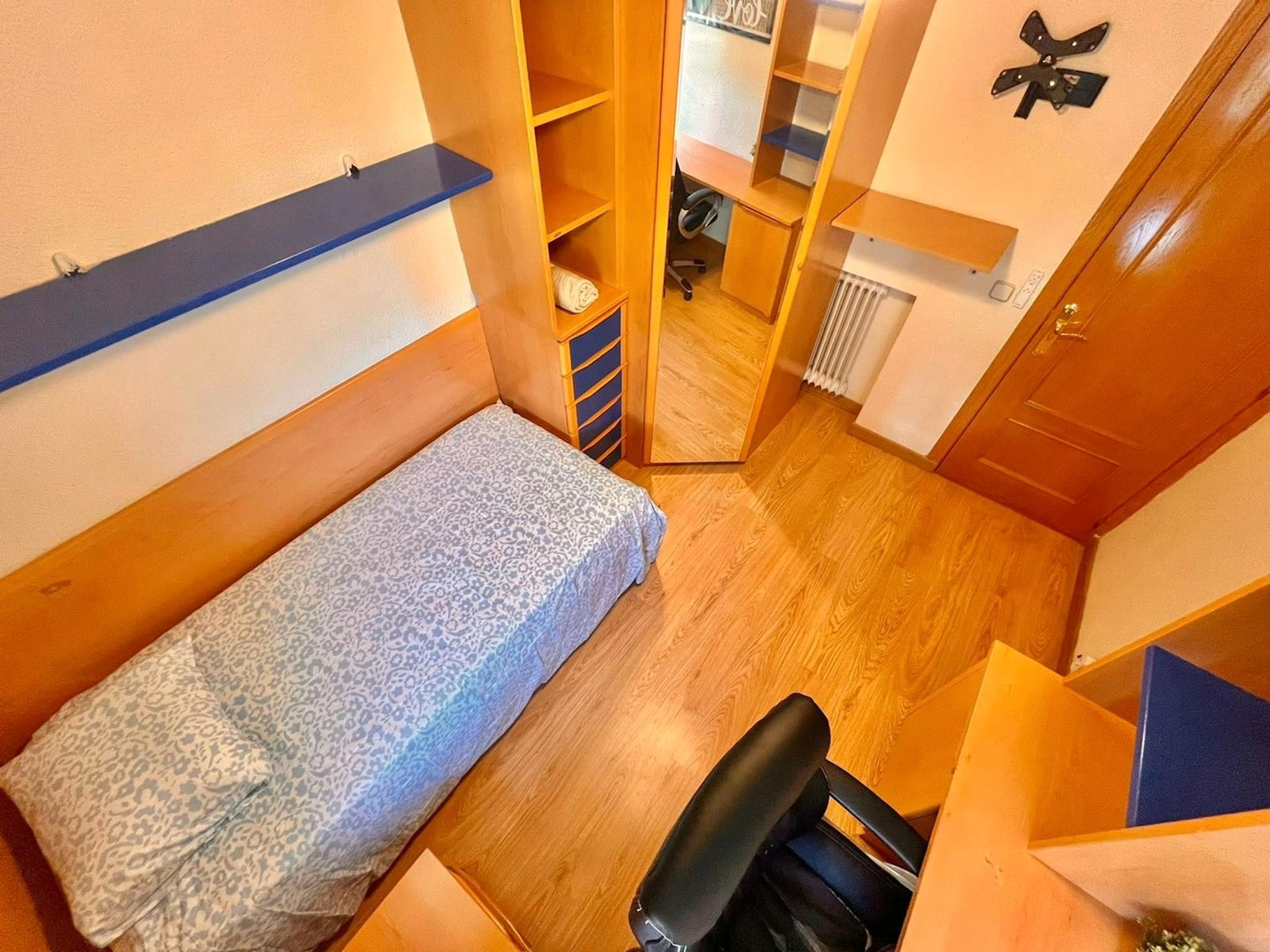 Pis per a compartir a N/A, Santa Eugenia