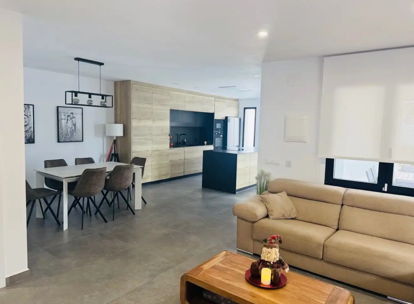 Sala d'estar de Casa o xalet en venda en Oliva amb Aire condicionat, Calefacció i Jardí privat