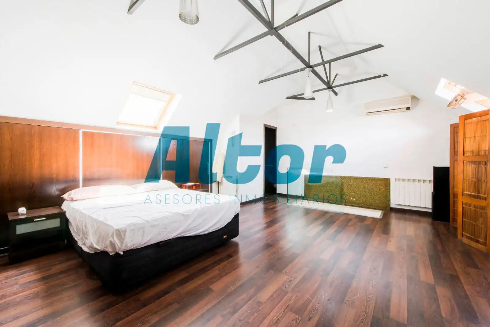 Ático en venta en DE LOS MELANCÓLICOS, Imperial