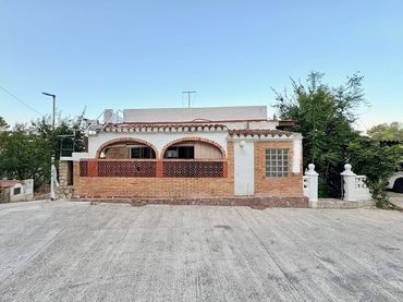 Villa avec piscine à vendre à Urbanizaciones
