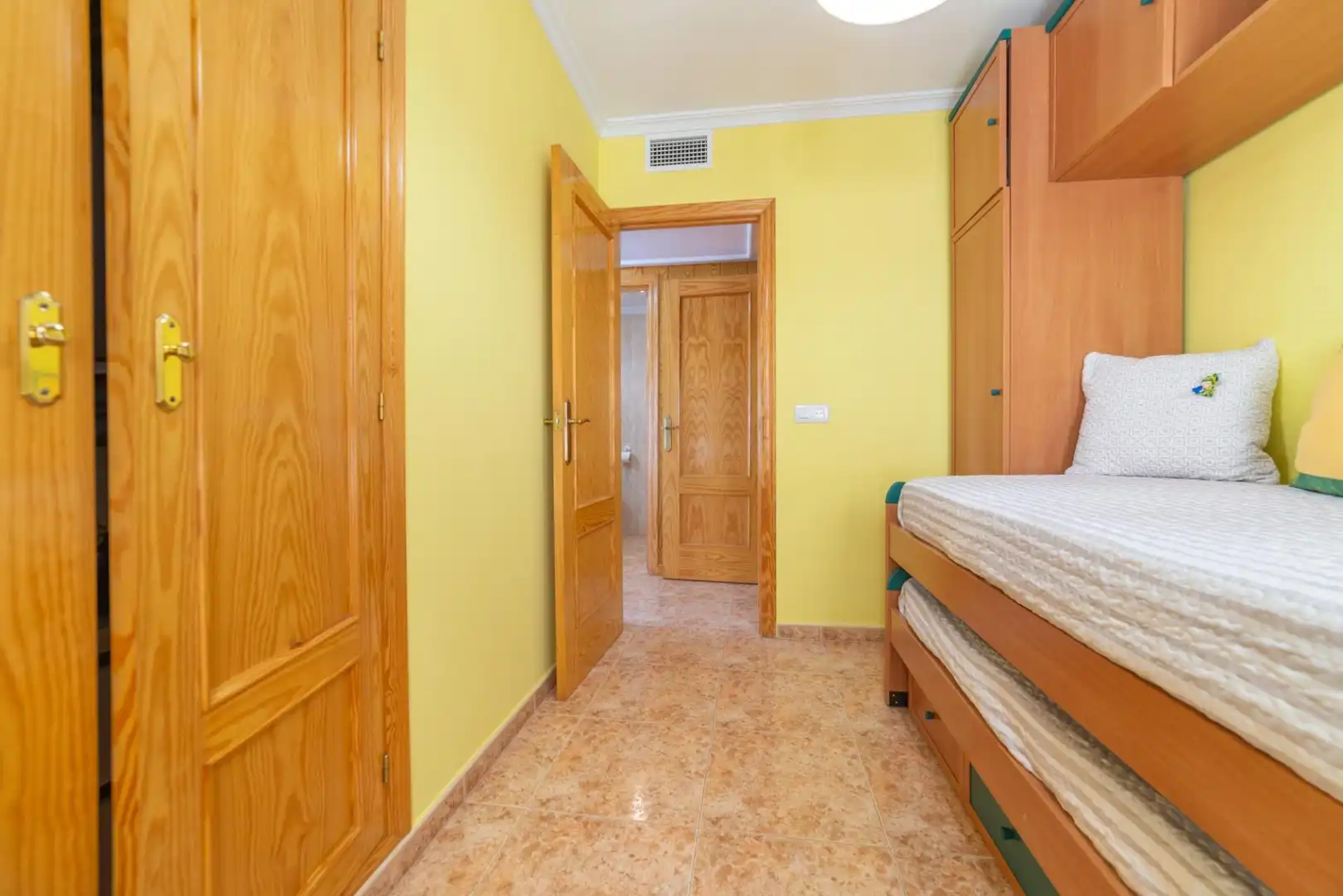 Piso en venta en San Pedro del Pinatar con Aire acondicionado, Terraza y Trastero