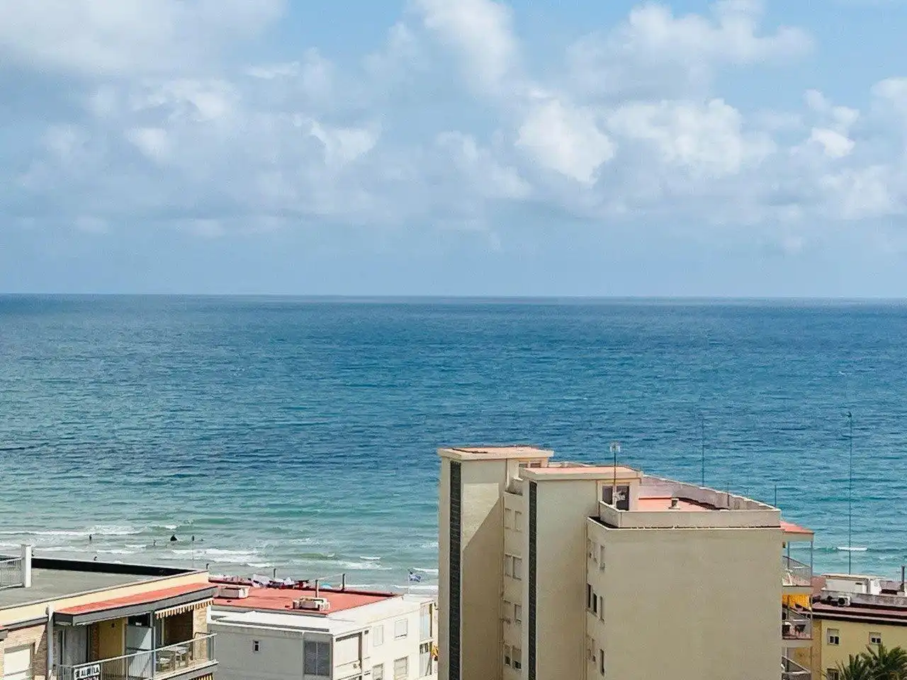Exterior view of Flat for sale in Sueca  with Air Conditioner, Private garden and Storage room
