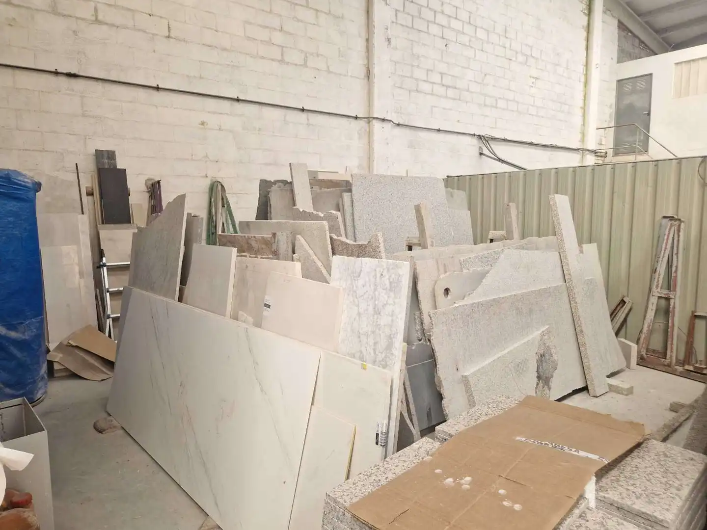 Exterior view of Industrial buildings for rent in Noia