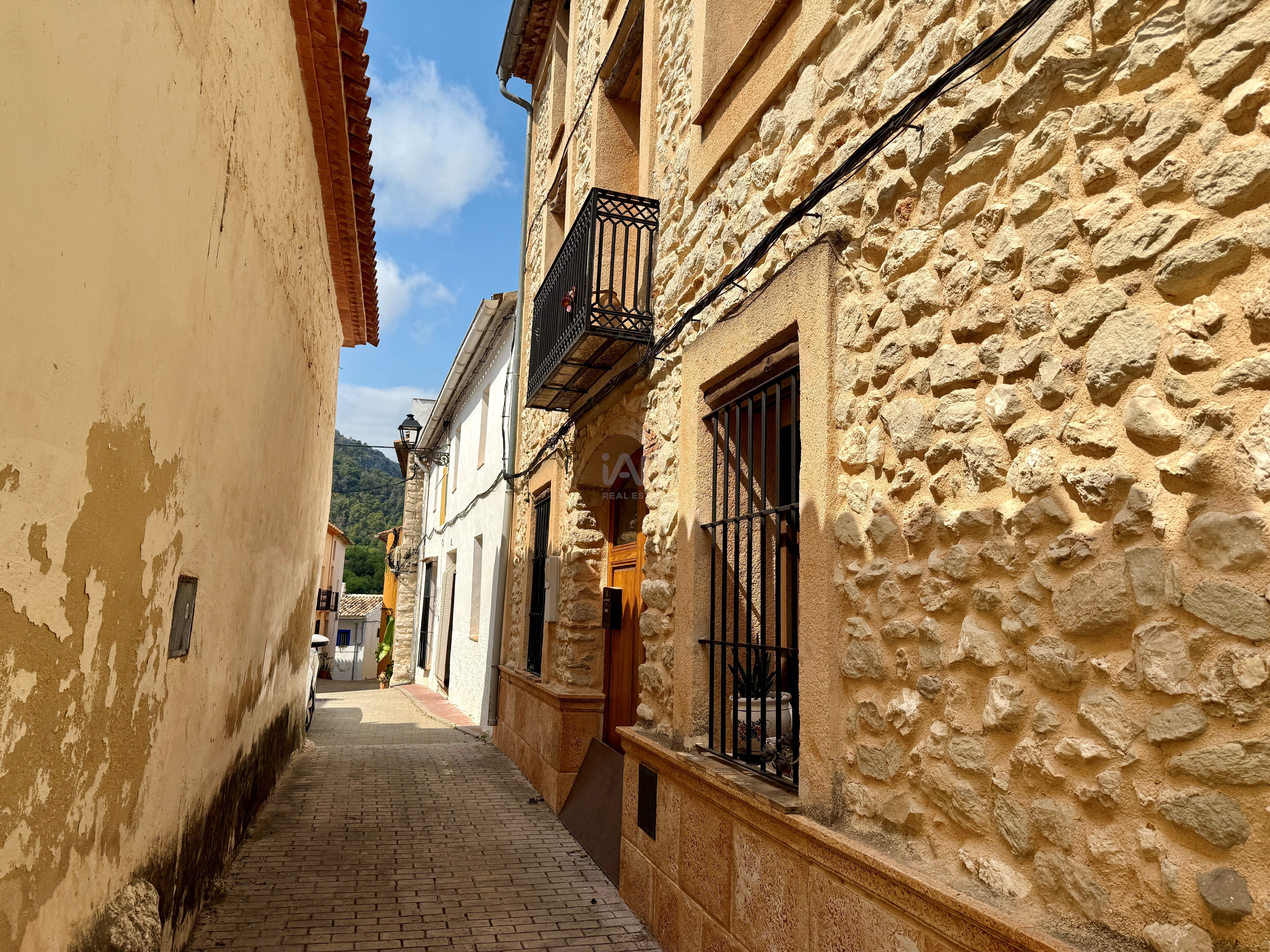 Exterior view of House or chalet for sale in La Vall de Gallinera