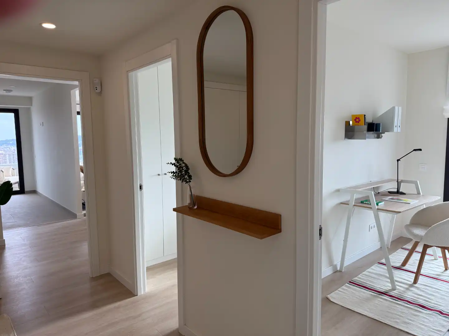 Wohnung zur Miete in Esplugues de Llobregat mit Klimaanlage, Heizung und Terrasse