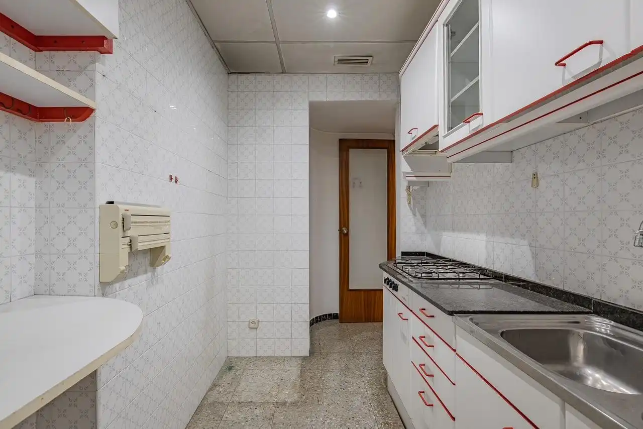 Cuina de Pis en venda en Barcelona amb Terrassa
