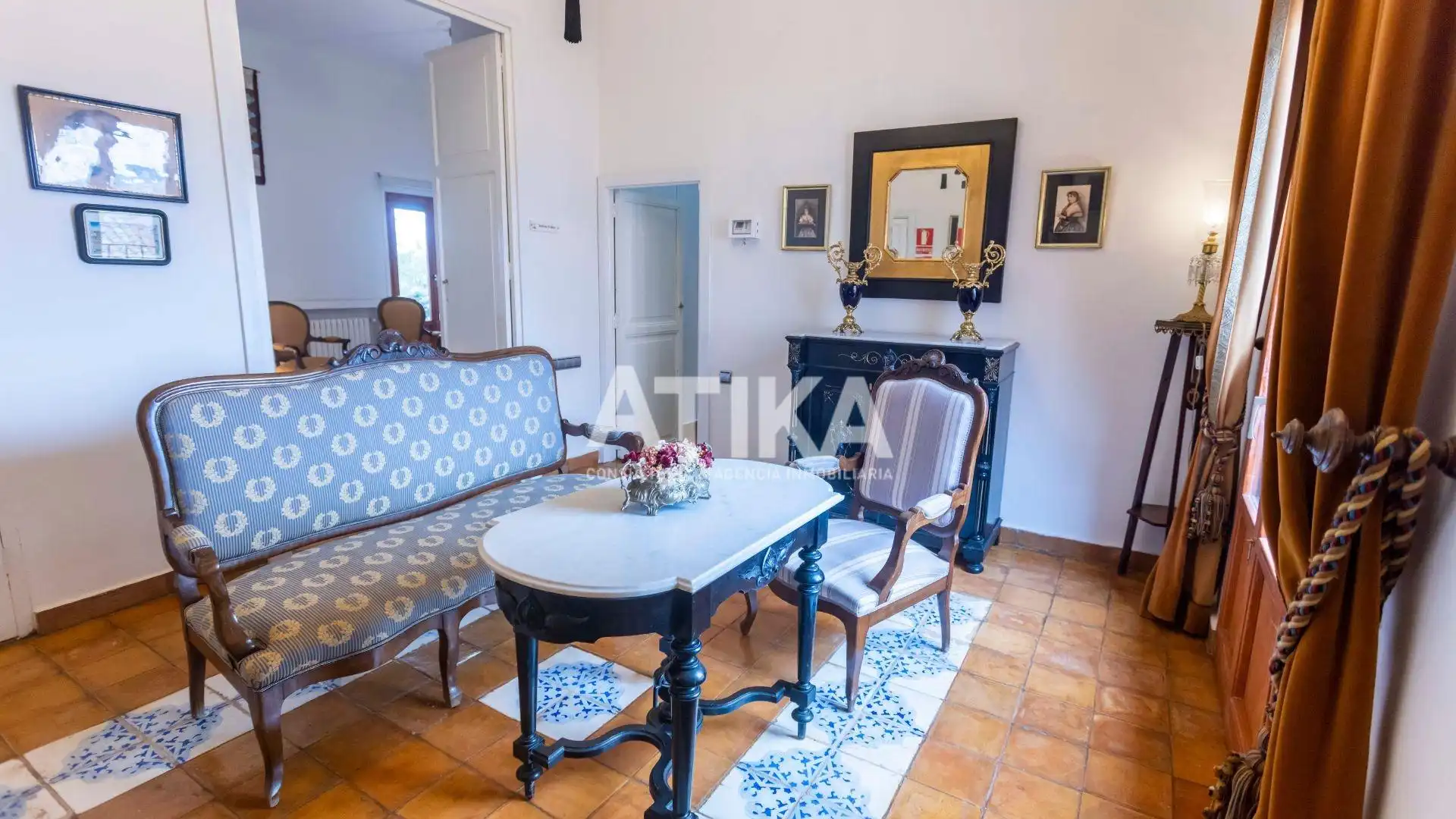 Country house zum Verkauf in Fontanars dels Alforins mit Klimaanlage, Heizung und Privatgarten