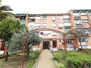 Exterior view of Flat for sale in  Madrid Capital  with Heating and Terrace