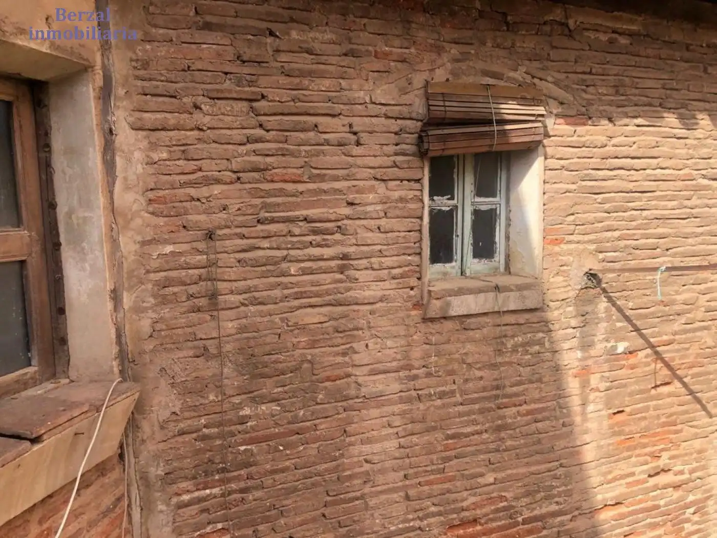 Vista exterior de Piso en venta en Navarrete