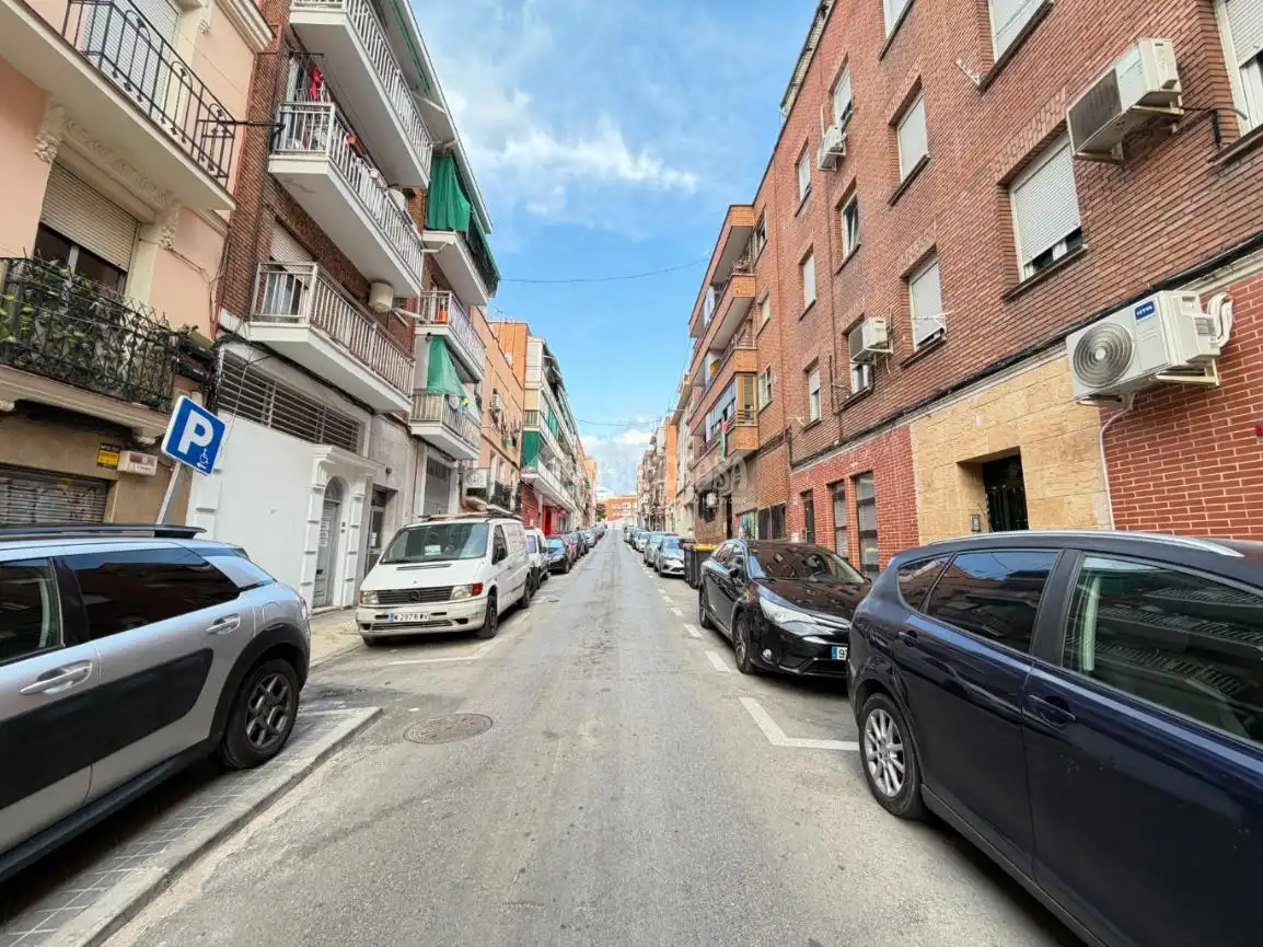 Vista exterior de Piso en venta en Madrid con Aire acondicionado, Calefacción y Parquet