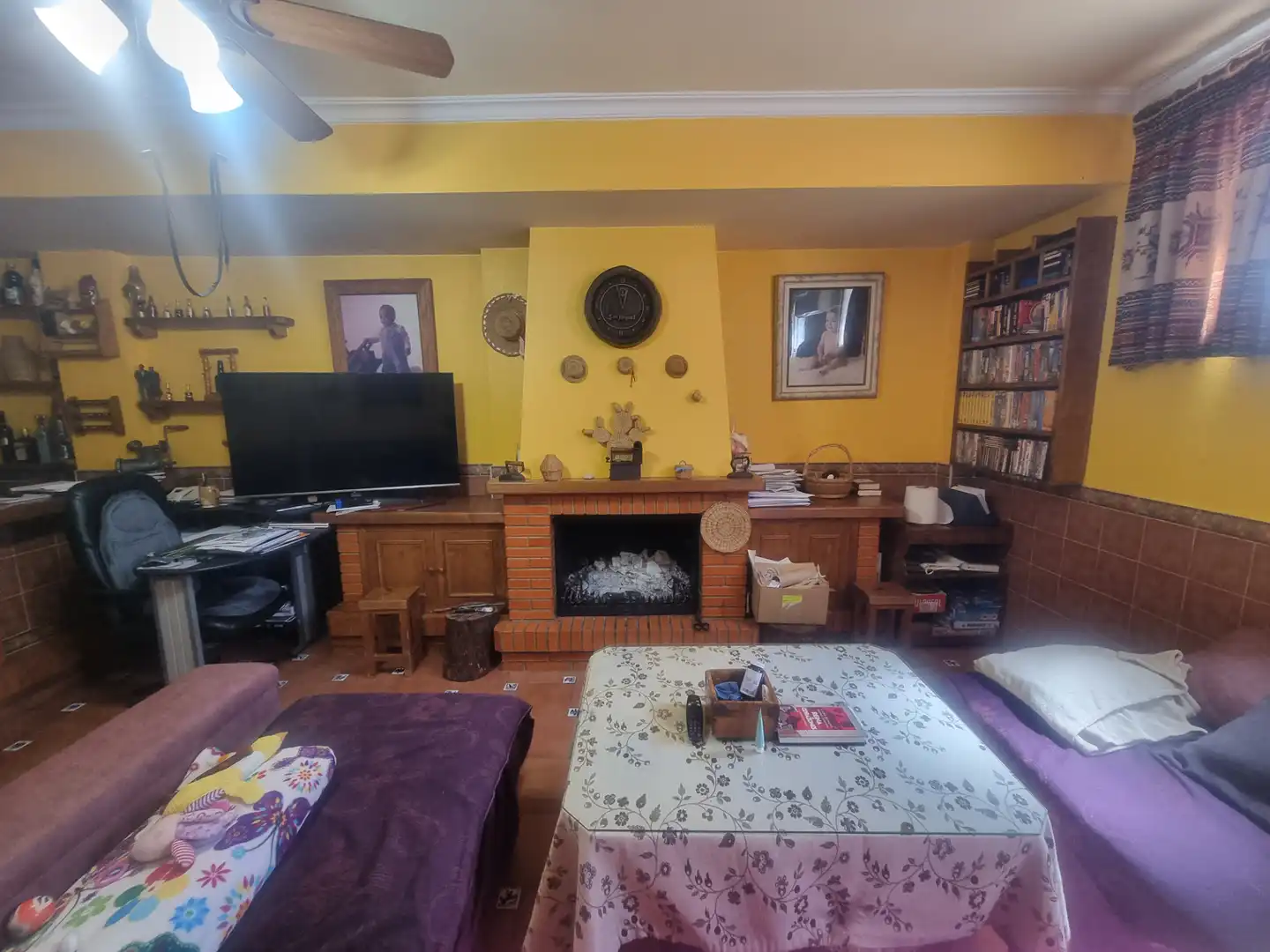 Sala d'estar de Casa o xalet en venda en Almería amb Aire condicionat, Calefacció i Jardí privat