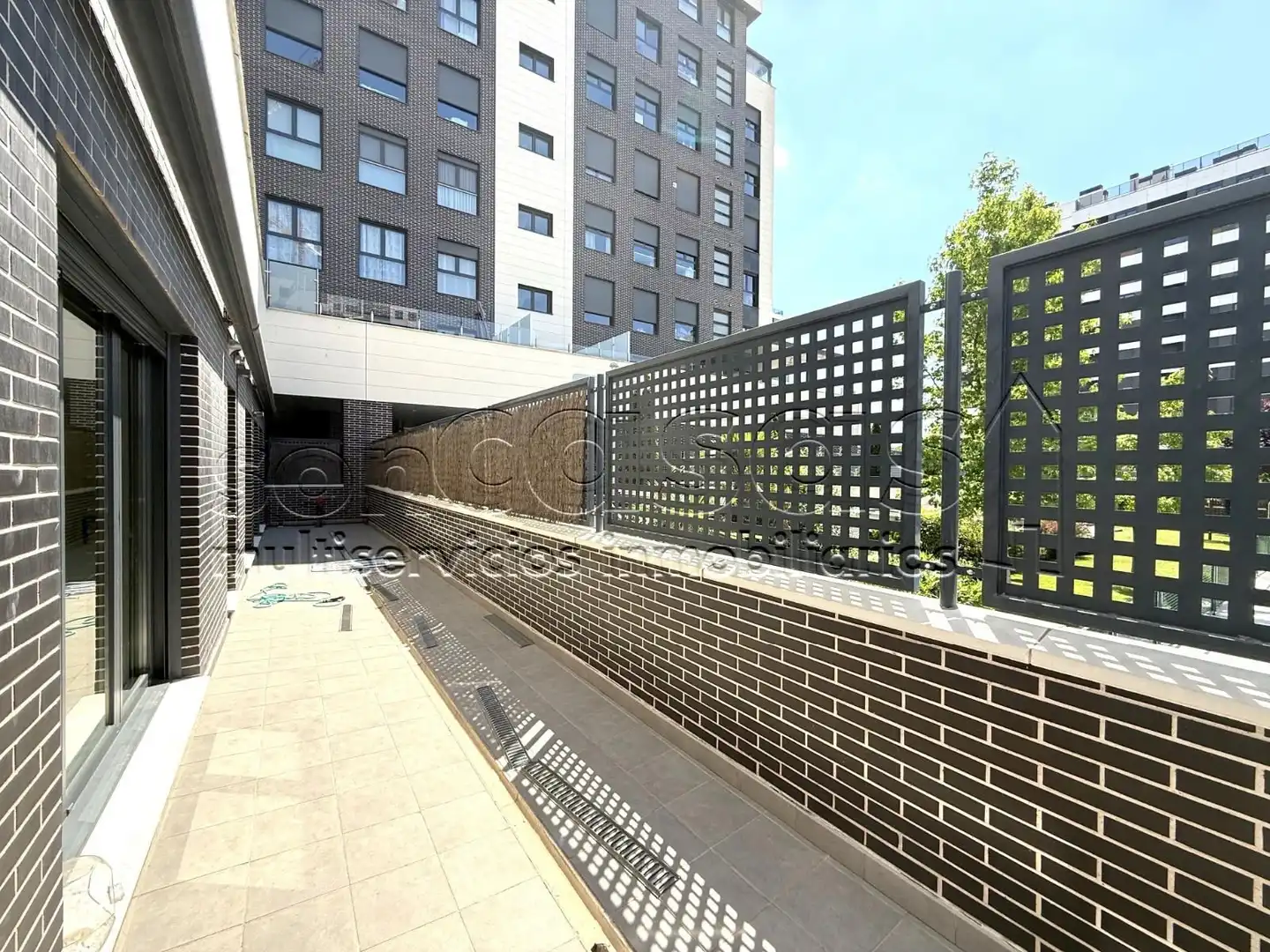 Terrace of Flat for rent in Madrid  with Air Conditioner, Heating and Parquet flooring