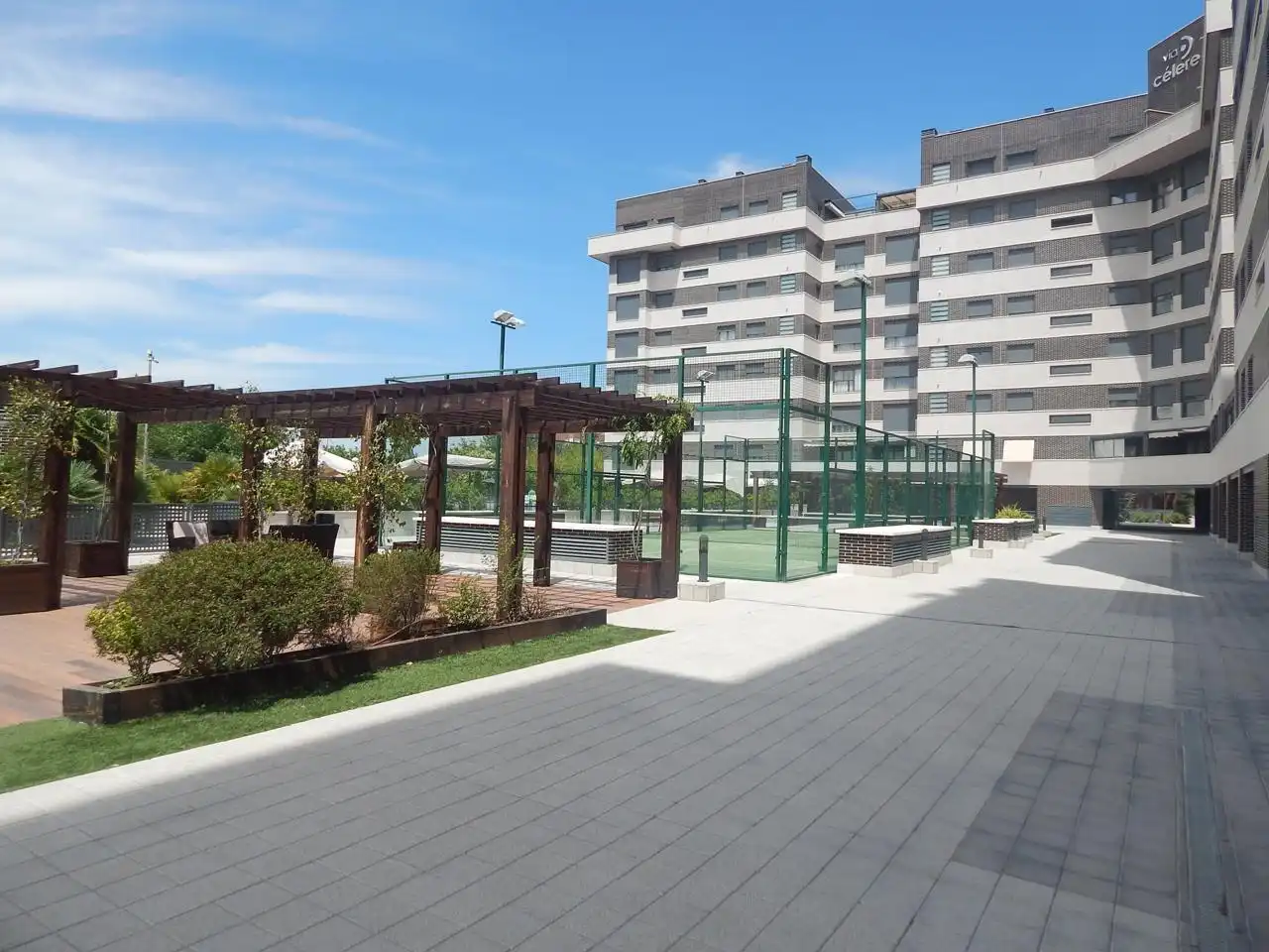 Terraza de Piso en venta en Madrid con Aire acondicionado, Calefacción y Jardín privado