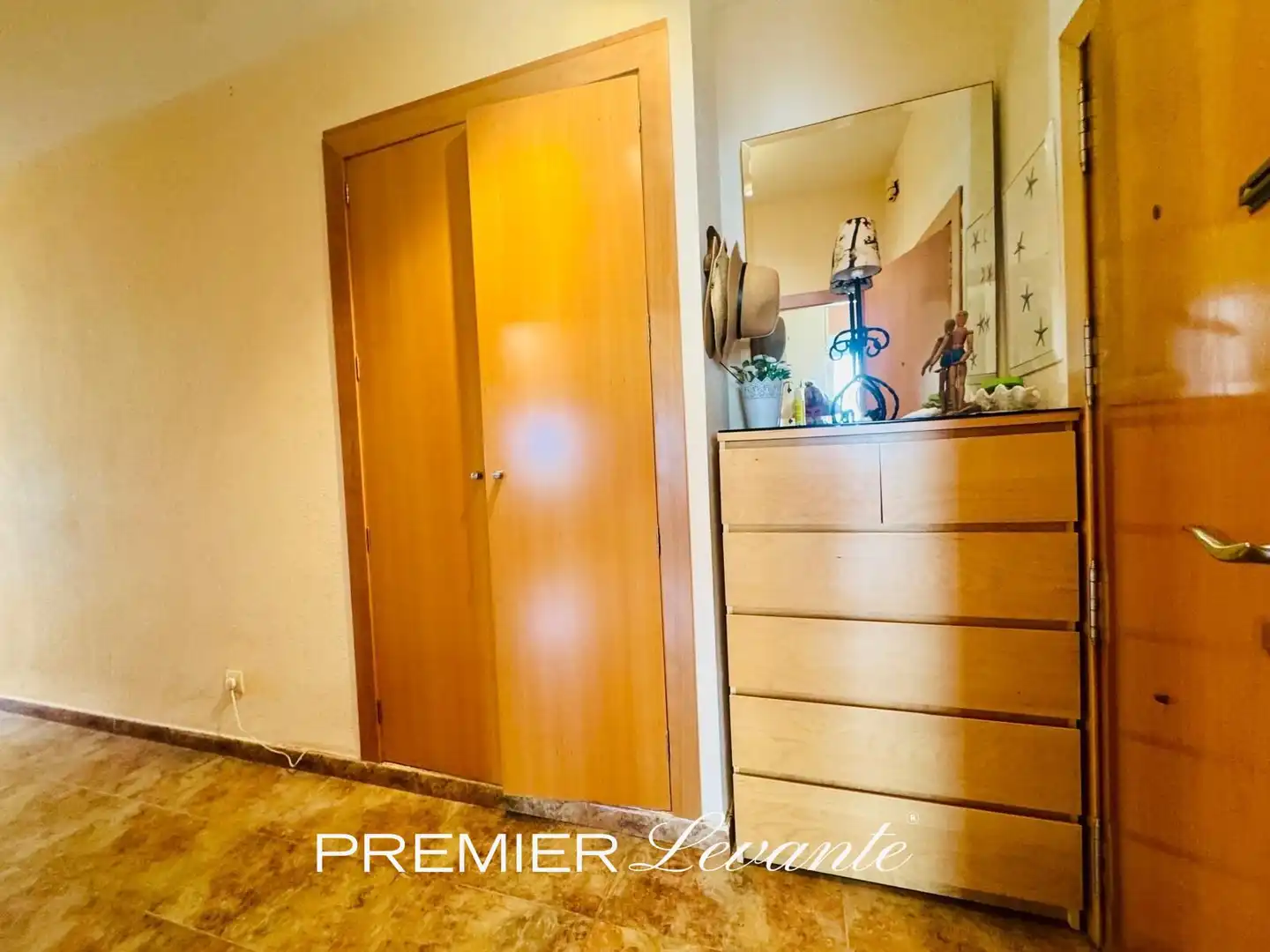 Habitación de Piso en venta en L'Alfàs del Pi con Aire acondicionado, Terraza y Balcón
