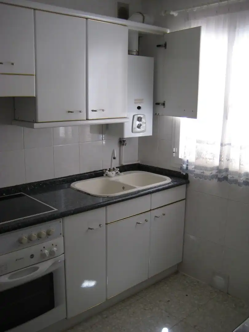 Wohnung zur Miete in Calle Santa María de la Cabeza, 9, Centro