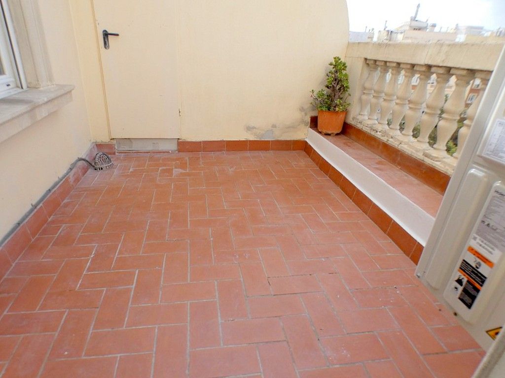 Terrace of Flat to rent in  Barcelona Capital  with Air Conditioner, Heating and Parquet flooring