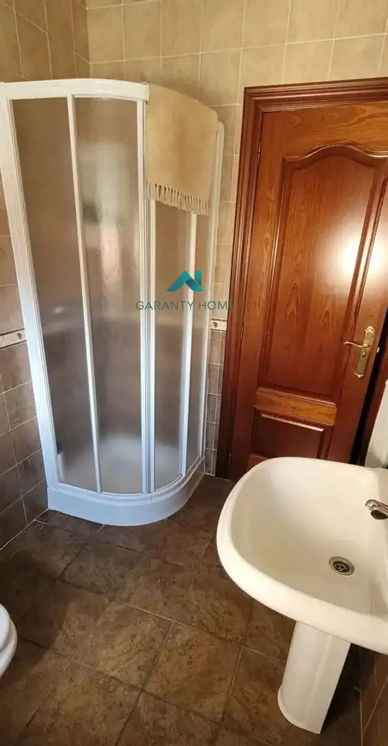 Bathroom of Country homes for sale in Aldeanueva de la Sierra  with Heating, Storage room and Balcony