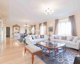 Living room of Flat to rent in  Madrid Capital  with Air Conditioner