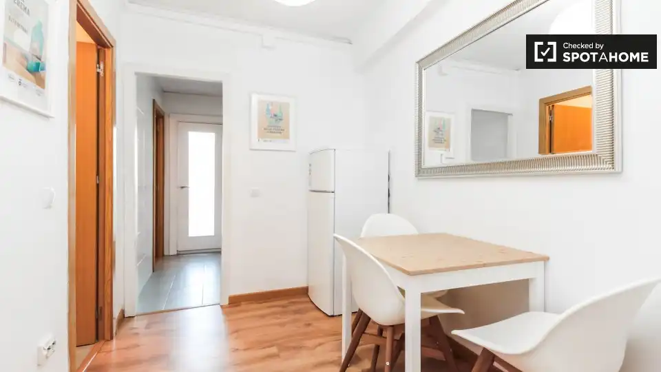 Piso con terraza en alquiler en Eixample, imagen 4